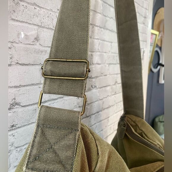 Disney Mickey Mouse Bag Canvas Adventure Bag Tote Purse - Picture 8 of 9